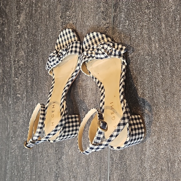 ⭐️M Gemi navy off white checked bow chunky heel sandals - Picture 5 of 11